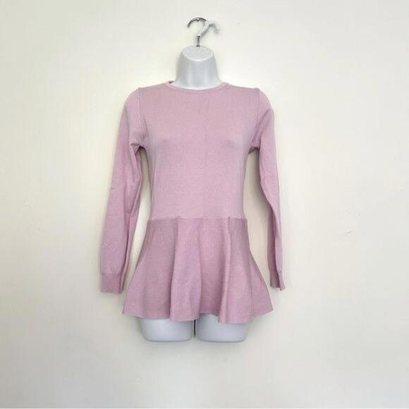 CHIC ME Cut out Back Bow Detail Peplum Knit top Lavender Pink S-M NWOT - Picture 3 of 11